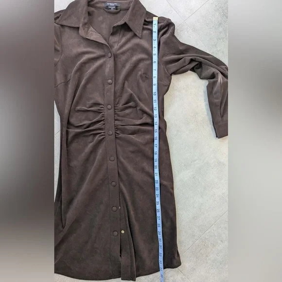 Marciano Faux Suede Button Front Dress Chocolate Brown Ruched Waist Size 6 - Picture 10 of 13